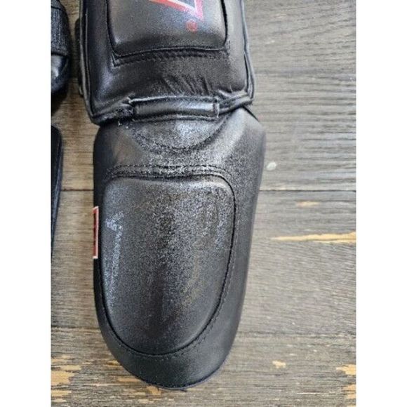 REVGEAR Headgear Size Large Gel Shin Guards Size Small Set‎ Kickboxing MMA Kick - Picture 9 of 16